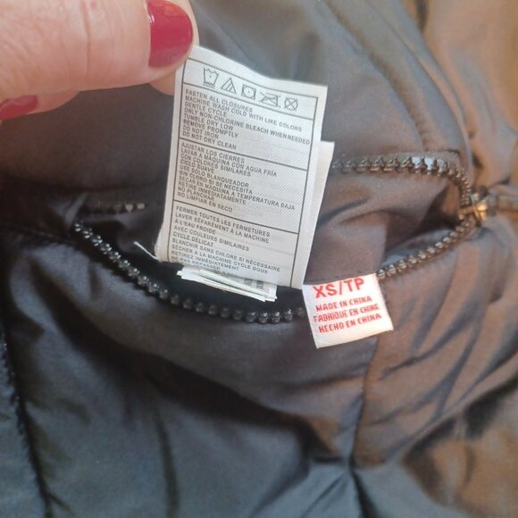 Reebok XS Reversible Puffer/Sherpa Jacket ( 5062) - Picture 8 of 9